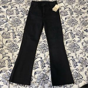 MOTHER “The Hustler Ankle Fray” Jeans
